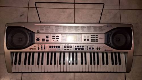 *** Crazy Sale *** Casio LK-90 TV | 61 key Keyboard | with X type stand